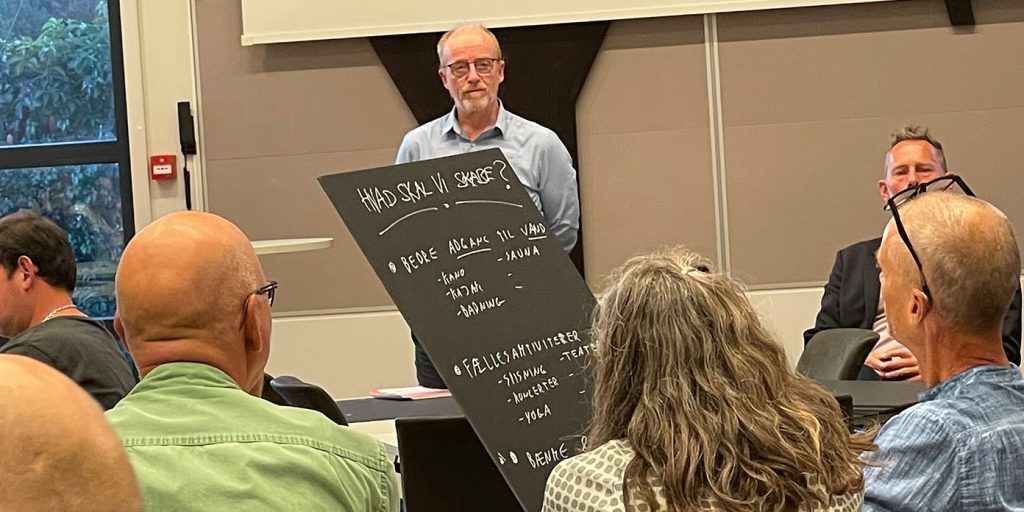 nabomoede_1392px-1024x512